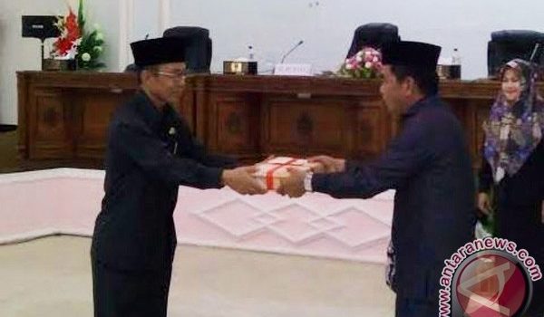 Pemkab Barsel Sampaikan Raperda APBD Perubahan