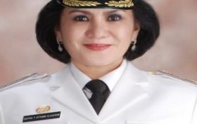 20130723wakil-bupati-barsel-satya-titiek-atyani-djoedir