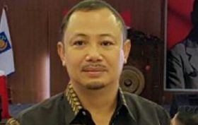 bupati-barito-selatan-eddy-raya_20180521_085511